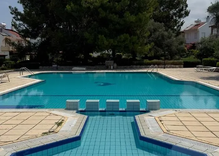 3 Bedroom In Kyrenia, 2 Minutes Away From The Beach! Strovolos